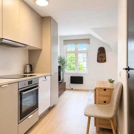 Lo34 - 1br Modern In